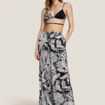 PANTALONE DONNA 4GIVENESS DELLA STAGIONE ESTATE 2025, AMPIO E FRESCO QUESTO BELLISSIMO PANTALONE NELLA FANTASIA BIANCO E NERO