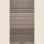 TELO MARE EFFEK DELLA STAGIONE ESTATE 2025. 100% COTONE NEL COLORE BEIGE E GRIGIO SCURO