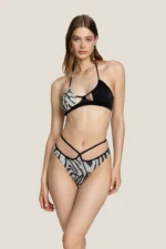 COSTUME DONNA 4GIVENESS DELLA STAGIONE ESTATE 2025. FASCIA/TOP CON IMBOTTITURA ESTRAIBILE. SLIP A VITA ALTA
