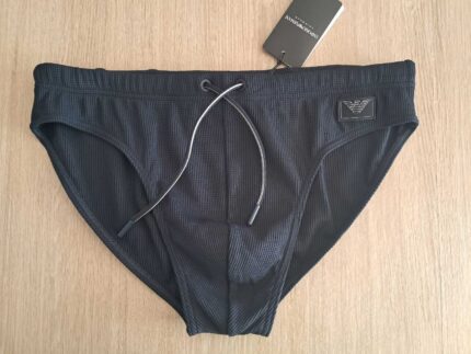 COSTUME UOMO DELLA STAGIONE ESTATE 2025 A SLIP EMPORIO ARMANI TESSUTO A NIDO D'APE NEL COLORE BLU NAVY