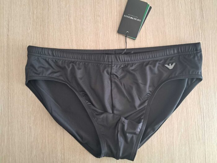 COSTUME UOMO A SLIP EMPORIO ARMANI DELLA STAGIONE ESTATE 2025 NEL CLASSICO MODELLO NEL COLORE NERO