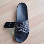 CIABATTA MARE UOMO EMPORIO ARMANI NERA CON LOGO CON PROFILI BIANCHI