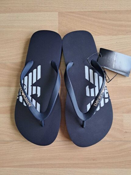 INFRADITO MARE UOMO EMPORIO ARMANI NEL COLOR BLU NAVY CON LOGO STAMPATO SULLA PIANTA DEL PIEDE