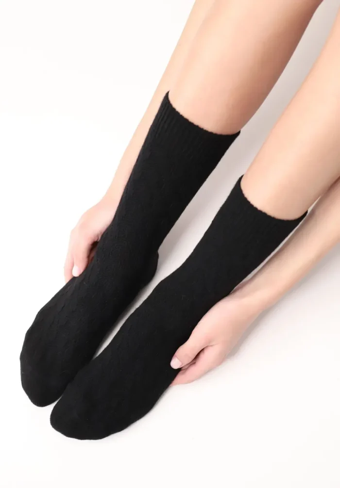 calzino donna oroblu gwen nel colore nero a trecce con lana