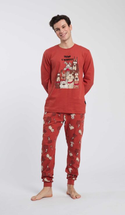 PIGIAMA UOMO HAPPY PEOPLE "TROVA L'INTRUSO" IN CALDO COTONE NEL COLOR MATTONE CON PANTALONI STAMPATI