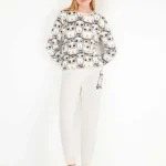 PIGIAMA DONNA IN PILE GISELA A TEMA HARRY POTTER. GIROCOLLO E PANTALONE CON POLSINO