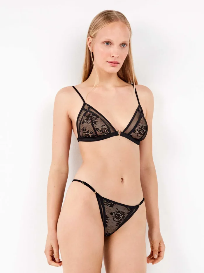 COMPLETO INTIMO DONNA GISELA CON TRIANGOLO E BRASILIANA IN MORBIDO PIZZO NEL COLOR NERO