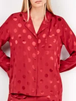 PIGIAMA DONNA GISELA A CAMICIA IN VISCOSA ROSSO CON POIS TONO SU TONO - immagine 2