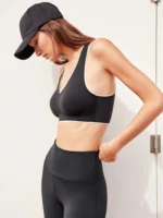 TOP SPORTIVO DONNA GISELA NERO CON MEDIO SOSTEGNO E COPPE ESTRAIBILI - immagine 4