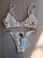 TOP ME FUI BIANCO CON FIORELLINI VIOLA E ROSA E PASSAMANERIA VIOLA - immagine 8