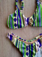 COSTUME DONNA ME FUI A TOP CON BRETELLINA ARRICCIATA PANNA CON FANTASIA VIOLA E VERDE - immagine 2