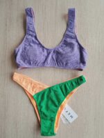 COSTUME DONNA ME FUI A DUE PEZZI DELLA STAGIONE ESTATE 2026. TOP CON IMBOTTITURA ESTRAIBILE, TESSUTO A COSTINE NEI COLORI ARANCIO, VERDE E LILLA