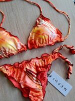 COSTUME DONNA ME FUI A DUE PEZZI DELLA STAGIONE ESTATE 2026. CLASSICO TRIANGOLO SBAMBOLATO ARANCIO A FANTASIA