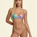 COSTUME DONNA EFFEK A DUE PEZZI DELLA STAGIONE ESTATE 2026. BALCONCINO CON FERRETTO ED IMBOTTITURA ESTRAIBILE. COLORI LAMINATI VERDE ACQUA. LILLA E ROSA