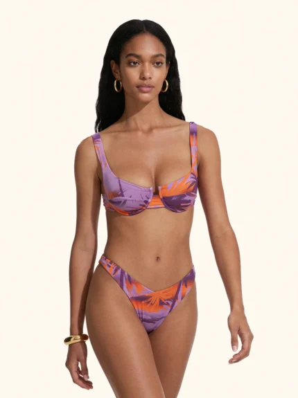 COSTUME DONNA ME FUI A DUE PEZZI DELLA STAGIONE ESTATE 2026. BALCONCINO CON FERRETTO A FANTASIA ARANCIO E VIOLA SU BASE LILLA