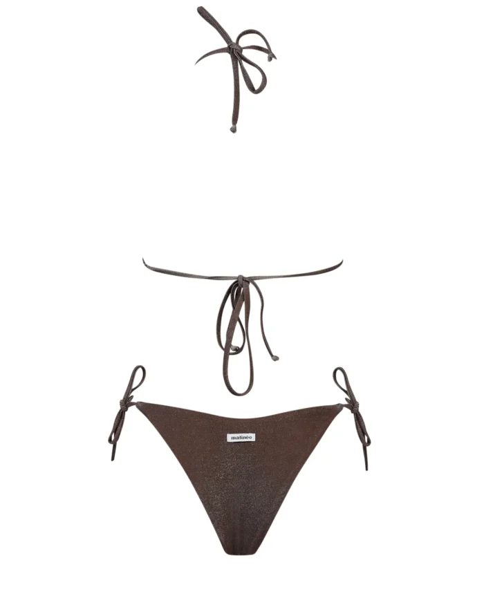 COSTUME DONNA MATINEE A DUE PEZZI DELLA STAGIONE ESTATE 2026. TRIANGOLO IN TESSUTO LUREX NEL COLORE MARRONE