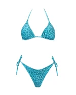 COSTUME DONNA MATINEE A DUE PEZZI DELLA STAGIONE ESTATE 2026. TRIANGOLO KATE A FANTASIA LEOPARDATA CON BASE COLOR CERULEO