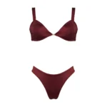 COSTUME DONNA MATINEE A DUE PEZZI DELLA COLLEZIONE ESTATE 2026. TRIANGOLO FISSO CON DETTAGLIO IN METALLO TESSUTO LYCRA LUCIDA VINO