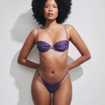 COSTUME DONNA MATINEE A DUE PEZZI DELLA STAGIONE ESTATE 2026. NON IMBOTTITO CON FERRETTO IN TESSUTO LUREX ORO