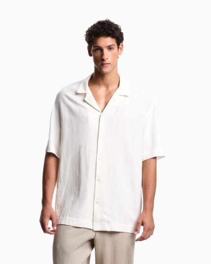 CAMICIA UOMO IN MISTO LINO EMPORIO ARMANI DELLA COLLEZIONE ESTATE 2026. COLORE BIANCO CON MEZZA MANICA