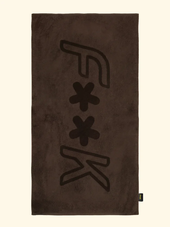 TELO MARE EFFEK IN SPUGNA LEGGERA DELLA COLLEZIONE ESTATE 2026 IN TINTA UNITA COLOR MARRONE