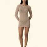 COPRICOSTUME DONNA EFFEK DELLA STAGIONE ESTATE 2026. TRAFORATO NEL COLORE BEIGE CON BELLISSIMO SCOLLO SULLA SCHIENA