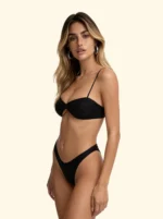 COSTUME DONNA EFFEK A DUE PEZZI DELLA STAGIONE ESTATE 2026. FASCIA E BRASILIANA IN SANGALLO NERO