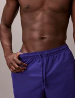 COSTUME UOMO CALVIN KLEIN A PANTALONCINO MEDIO BLU ACCESO CON LOGHINO - immagine 3