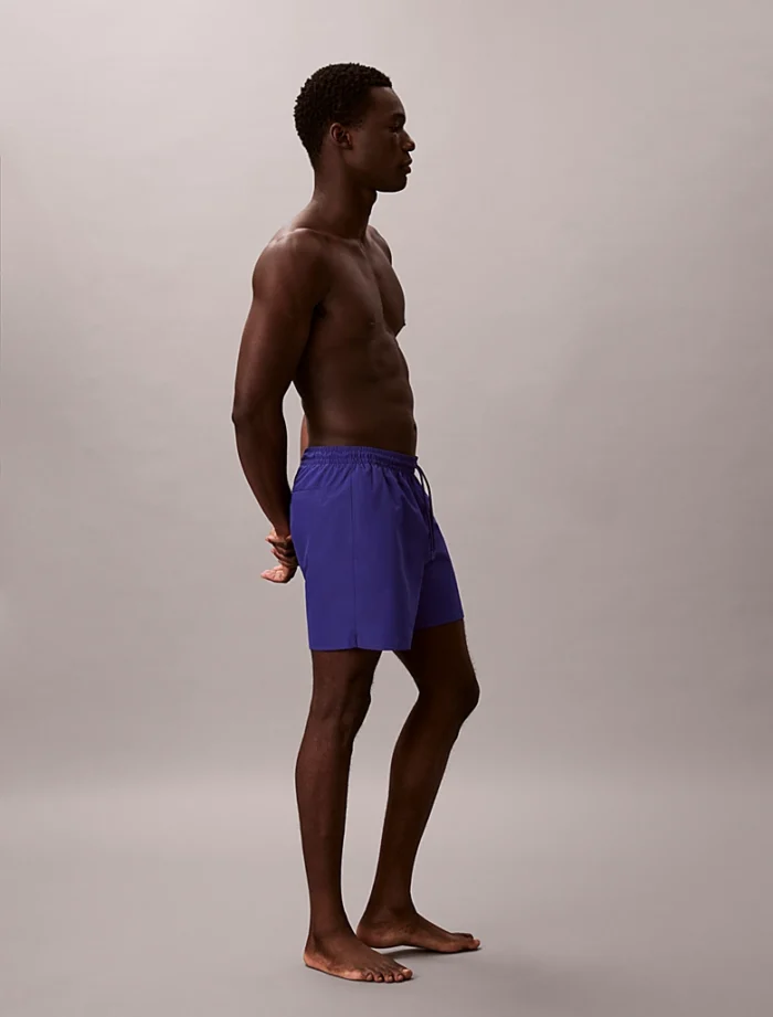 COSTUME UOMO CALVIN KLEIN A PANTALONCINO MEDIO BLU ACCESO CON LOGHINO - immagine 4