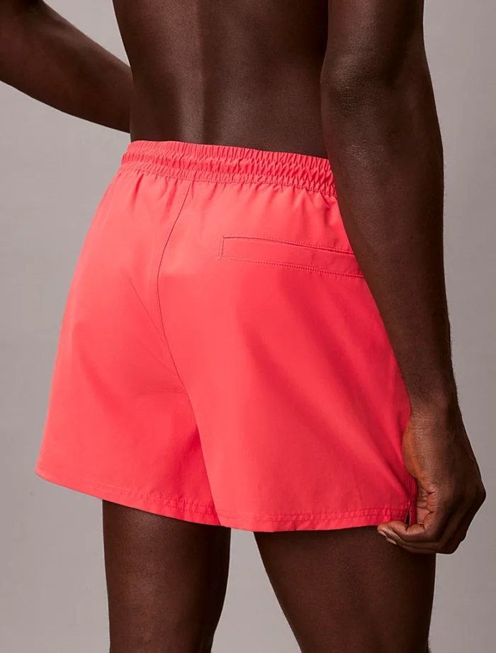 COSTUME UOMO CALVIN KLEIN PANTALONCINO CORTO COLOR ROSSO SALMONE CON LOGHINO - immagine 5