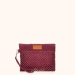 MINI POCHETTE ME FUI IN RAFIA NELLA COLLEZIONE ESTATE 2026 24X20 CON LACCETTO PER POLSINO A TINTA UNITA BORDEAUX
