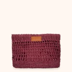 MAXI POCHETTE ME FUI IN RAFIA NELLA COLLEZIONE ESTATE 2026 24X20 CON CHIUSURA CON BOTTONE AUTOMATICO A TINTA UNITA BORDEAUX