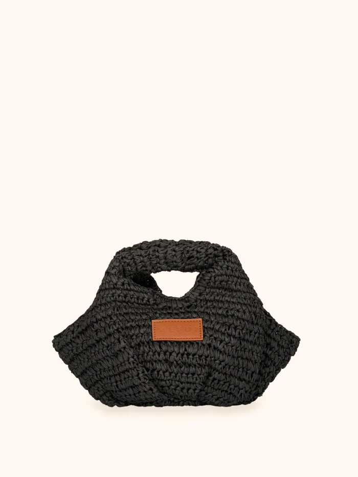 MINI BAG ME FUI IN RAFIO NERA A FORMA DI TORTELLINO DELLA COLLEZIONE ESTATE 2026