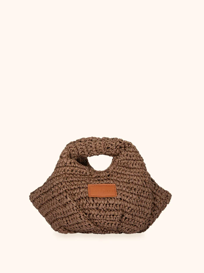 MINI BAG ME FUI IN RAFIA MARRONE A FORMA DI TORTELLINO DELLA COLLEZIONE ESTATE 2026