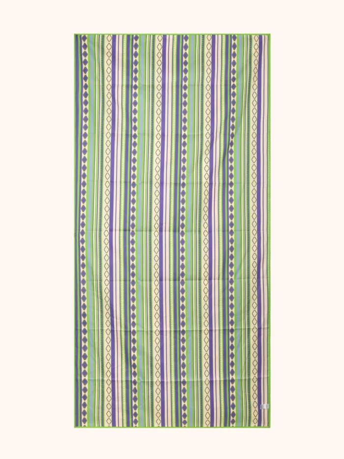 TELO MARE ME FUI IN MICROFIBRA DIMENSIONI 90X180 CON STAMPA NEI COLORI DEL BEIGE, VIOLA E VERDE