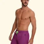 COSTUME UOMO EFFEK DELLA STAGIONE ESTATE 2026. PANTALONCINO CORTO A TINTA UNITA NEL COLOR VIOLA