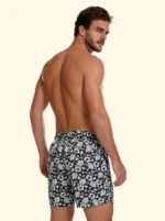 COSTUME UOMO EFFEK A PANTALONCINO FANTASIA FIORI BEIGE SU BASE NERA - immagine 2