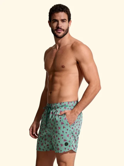 COSTUME UOMO EFFEK A PANTALONCINO DELLA COLLEZIONE ESTATE 2026. RIGHINE BIANCHE E VERDI CON TARTARUGHINE FUCSIA