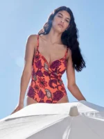 COSTUME DONNA GISELA INTERO CON FERRETTO ED INCROCIO SULLE COPPE FANTASIA BASE COLOR CORALLO E FIORI VIOLA - immagine 2