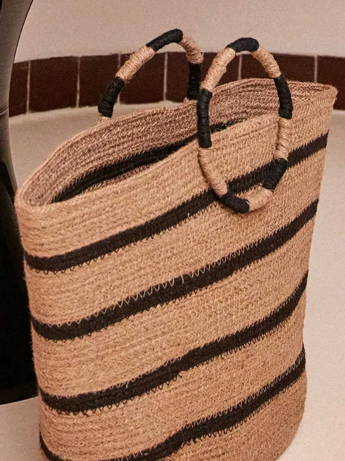 BORSA MARE GISELA IN JIUTA A RIGHE NERE E NATURALE - immagine 2