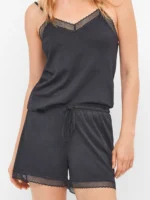 PIGIAMA DONNA GISELA SHORT E CANOTTA NERA CON PIZZO - immagine 3