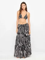 GONNA DONNA GISELA IN VISCOSA LLUNGA A FALDE NELLA FANTASIA ZEBRATA. COLLEZIONE ESTATE 2026