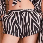 SHORT DONNA GISELA IN VISCOSA DELLA STAGIONE ESTATE 2026. FANTASIA ZEBRATA