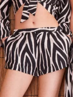 SHORT DONNA GISELA IN VISCOSA DELLA STAGIONE ESTATE 2026. FANTASIA ZEBRATA