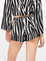SHORT DONNA GISELA IN VISCOSA FANTASIA ZEBRATA - immagine 3