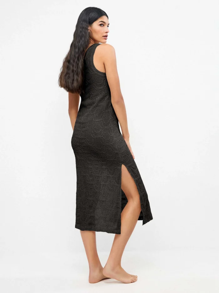 ABITO A CANOTTA GISELA LUNGO NERO TRAFORATO CON SPACCHI LATERALI - immagine 4