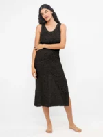 ABITO A CANOTTA GISELA LUNGO NERO TRAFORATO CON SPACCHI LATERALI - immagine 5