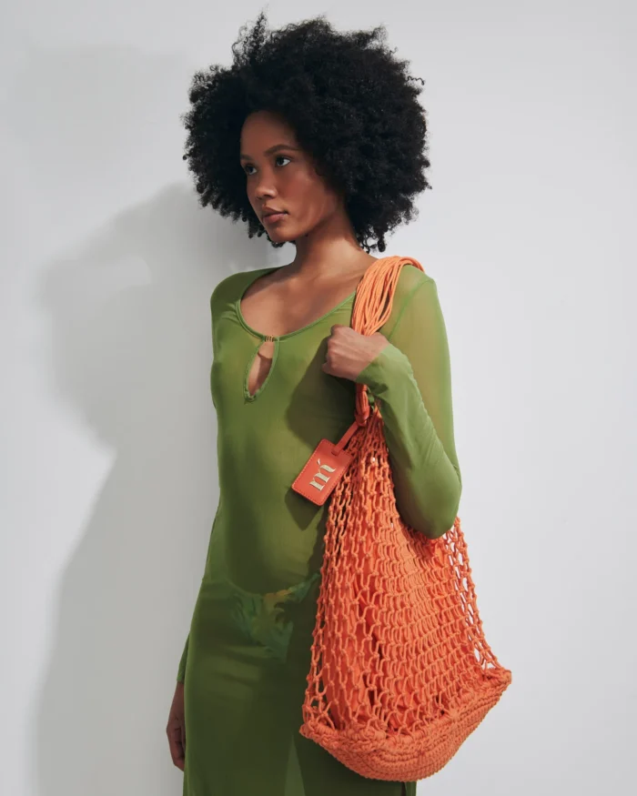 BORSA MARE MATINEE A RETE DELLA COLLEZIONE ESTATE 2026. CON FODERA INTERNA NEL COLORE ARANCIO
