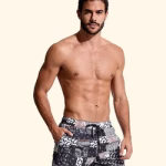 COSTUME UOMO EFFEK DELLA STAGIONE ESTATE 2026. PANTALONCINO FANTASIA PAISLEY DAI COLORI NERO, GRIGIO E BIANCO