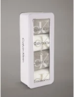 Calzini Uomo Calvin Klein | Secrets Intimo Meta description: Scopri i calzini uomo Calvin Klein su Secrets Intimo. Modelli sportivi e classici, stile minimal e logo iconico. Acquista online. URL consigliato: /calzini-uomo-calvin-klein/ Parola chiave principale: calzini uomo Calvin Klein Parole chiave secondarie: calze uomo Calvin Klein, calzini firmati uomo, calzini sportivi uomo, calzini corti uomo.